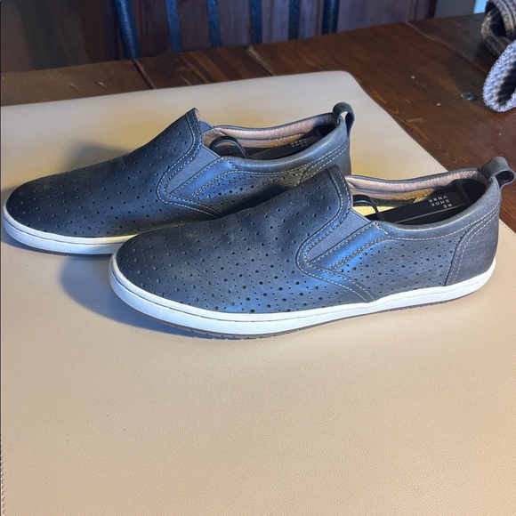 Taos Footwear Slip-On Loafers - Picture 2 of 8